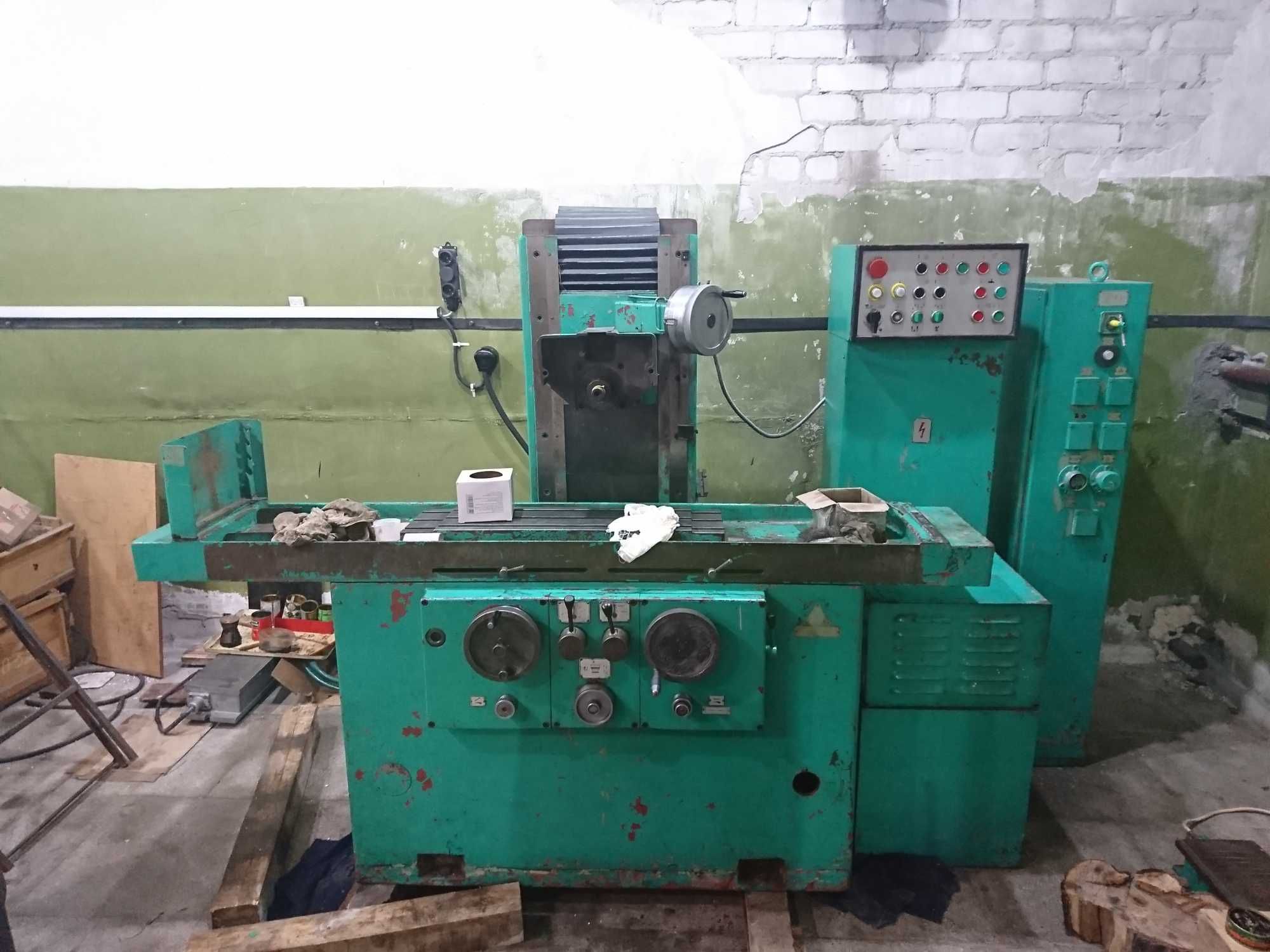 Станок плоскошлифовальный TOS BRH 20A