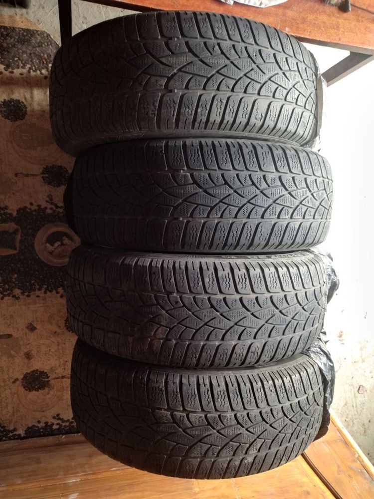 Dunlop 205 60 r16