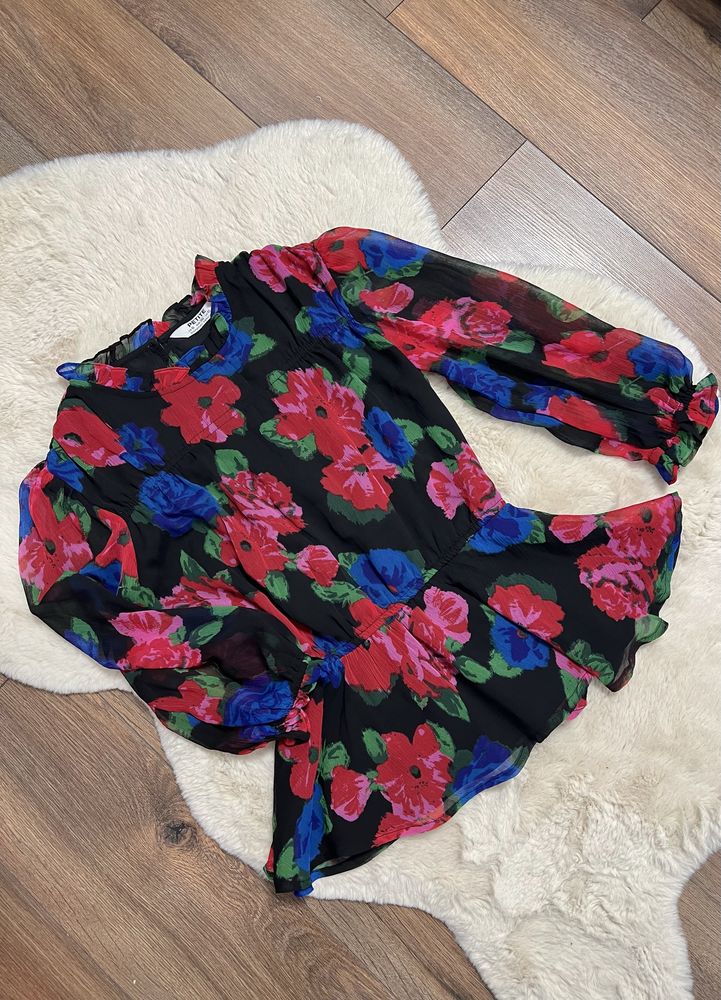 Блуза у квітковий  принт Petite dorothy perkins