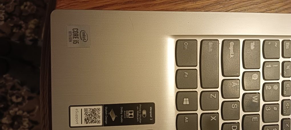 Laptop Lenovo Ideapad 3 i5 10th gen 500gb ssd