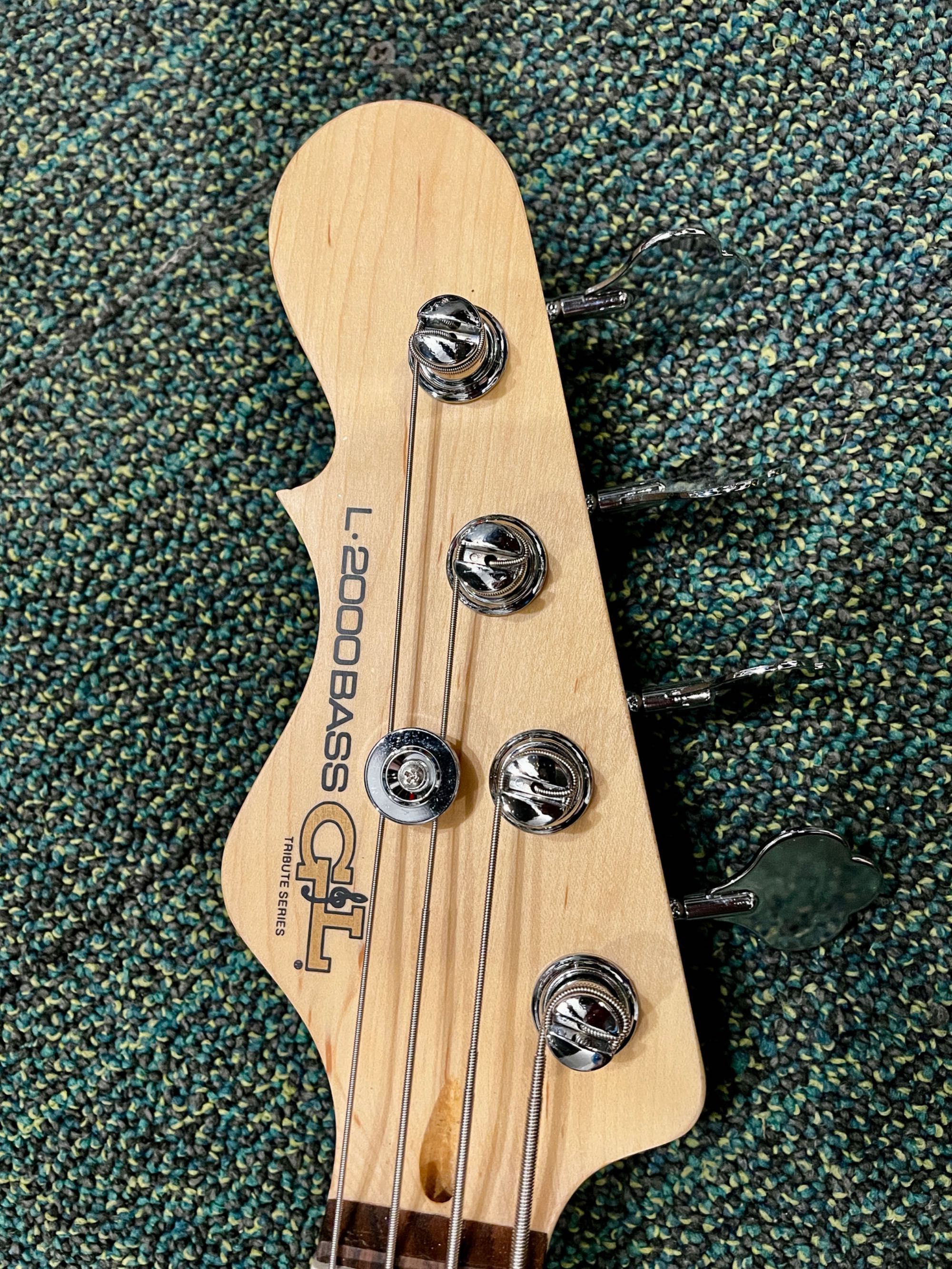Leworęczna gitara basowa G&L Tribute L-2000
