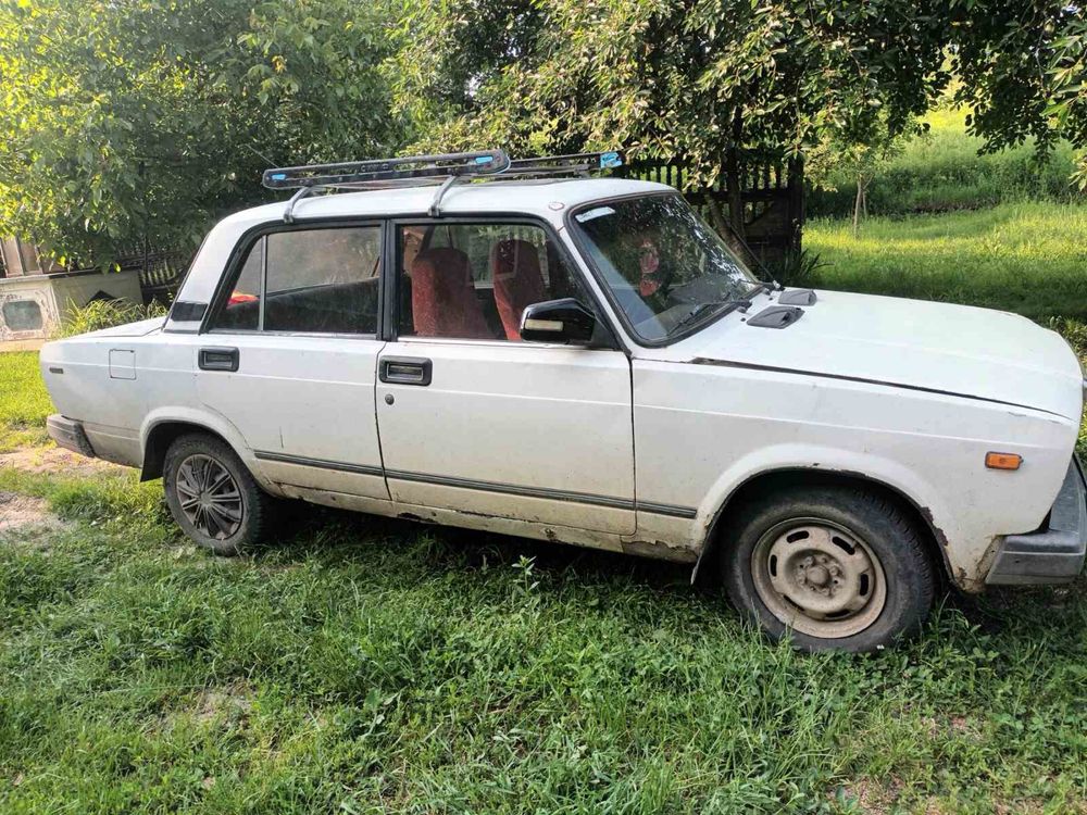 Продаю авто вазз