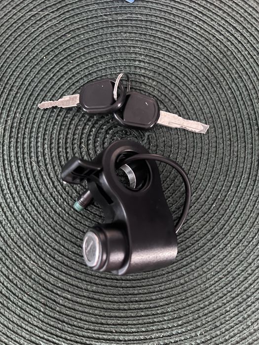 Stacyjka z manetka gazu kukirin g2 max / g2 pro