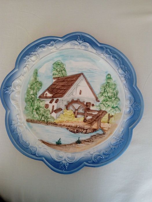 talerz porcelanowy na ścianę. "Młyn"