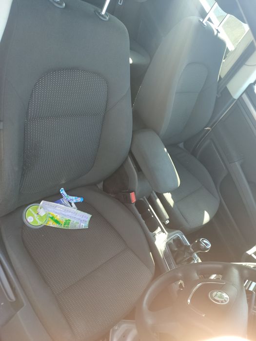 części Superb 2 13r LF9E-9E9E 1.6 CAY UK