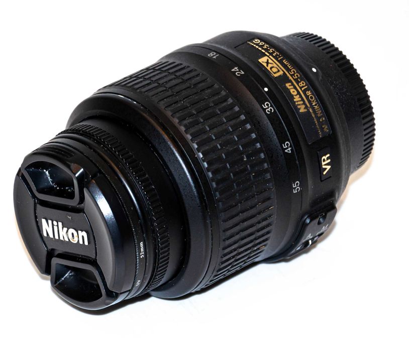 Obiektyw Nikon Nikkor AF-S DX 18-55mm f/3.5-5.6G VR USZKODZONY