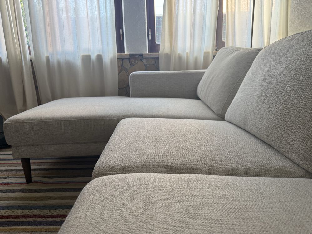 Sofá 3 lugares com chaise longue (7 meses de uso) - Gato Preto - Bloom