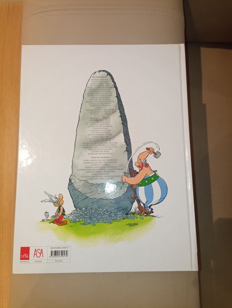 Livro"Astérix e a Transitálica"