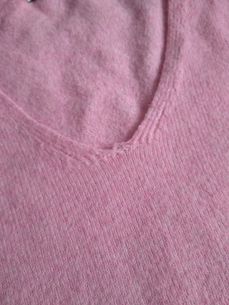 Różowy sweterek only