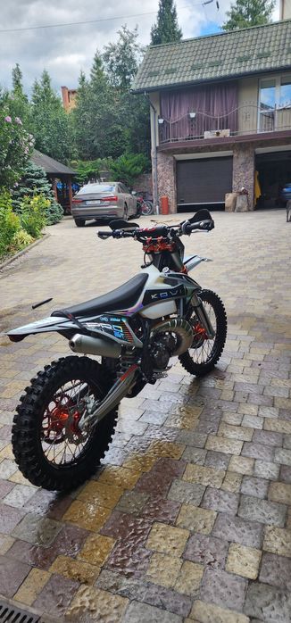 Продам кові 250 2т  стан9.5/10 2025р