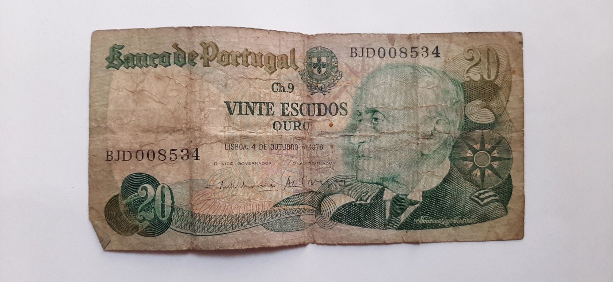 5 notas de Escudo