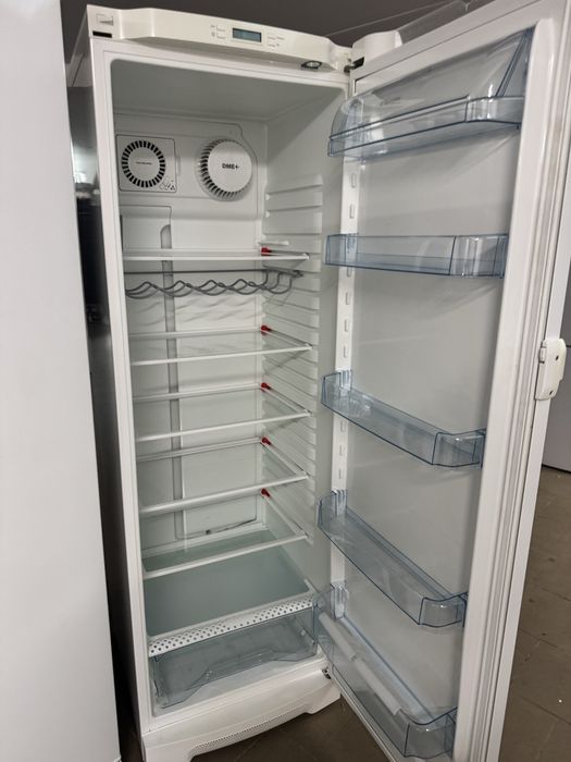Lodowka chłodziarka Elektrolux No-Frost F-Vat