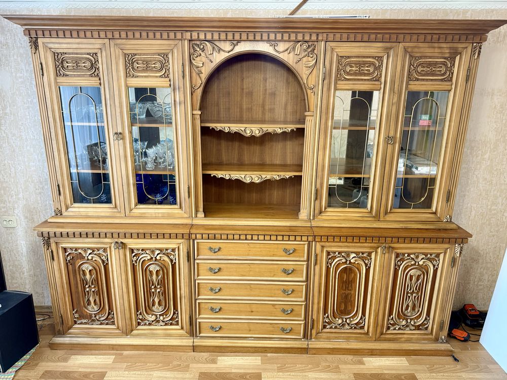 Шкаф, стенка, сервант, витрина