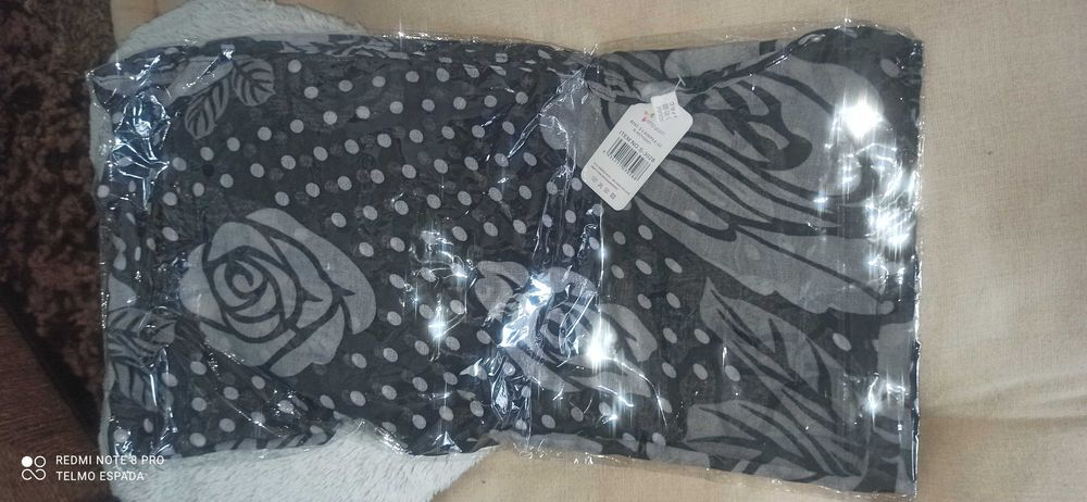 Vendo echarpes  novas