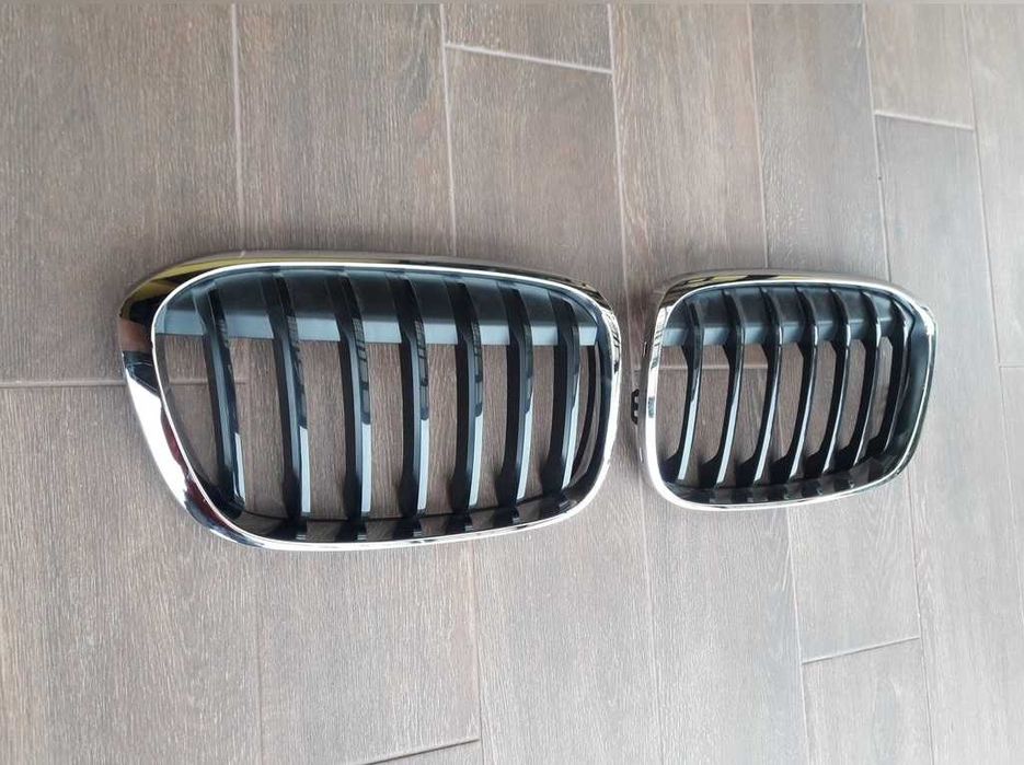 Решетки ноздри BMW X1 F48 решетка БМВ Х1 2015-2020