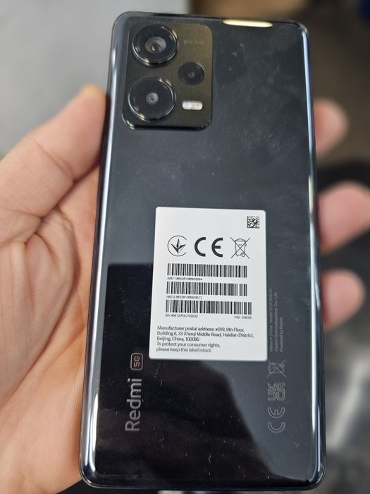 Xiomi redmi note 12 pro plus..256/8gb