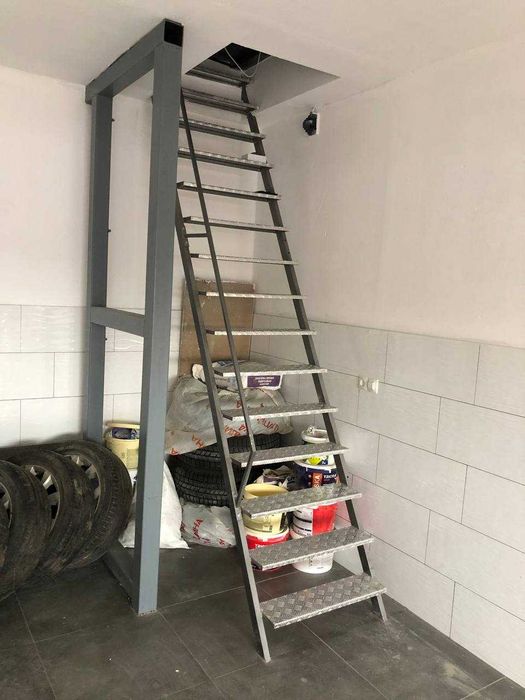 Металлическая Лестница в Подвал / на Чердак. Металеві Сходи в Підвал.