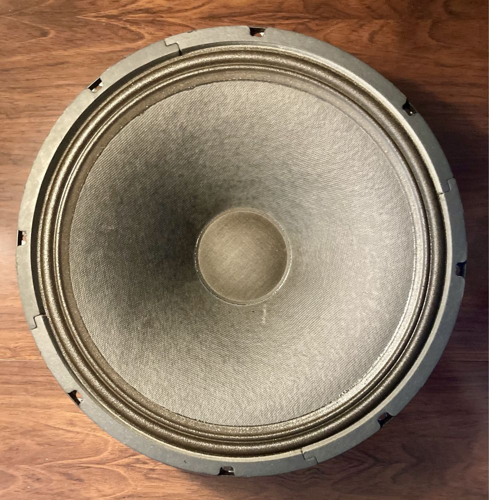 Coluna / Speaker 15” 4 ohm para amplificador