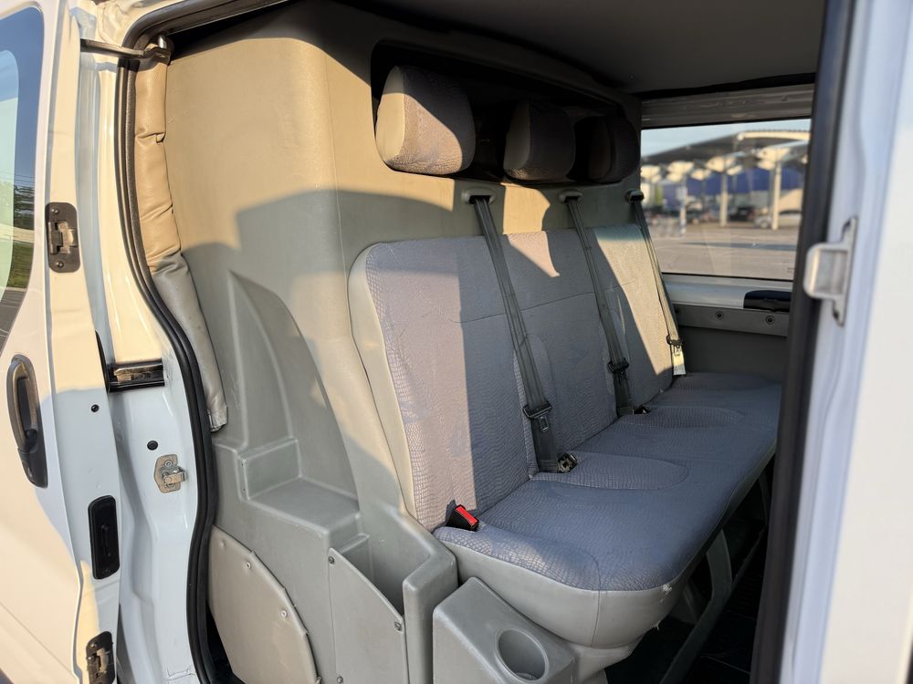 Бус Renault Trafic (1.9dCi) продаж та обмін (мінівен Vivaro Vito T5)