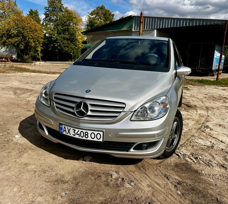 Мерседес В-180 2.0 cdi