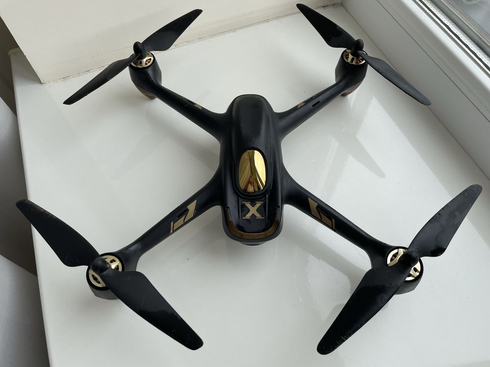 Квадрокоптер Hubsan H501A