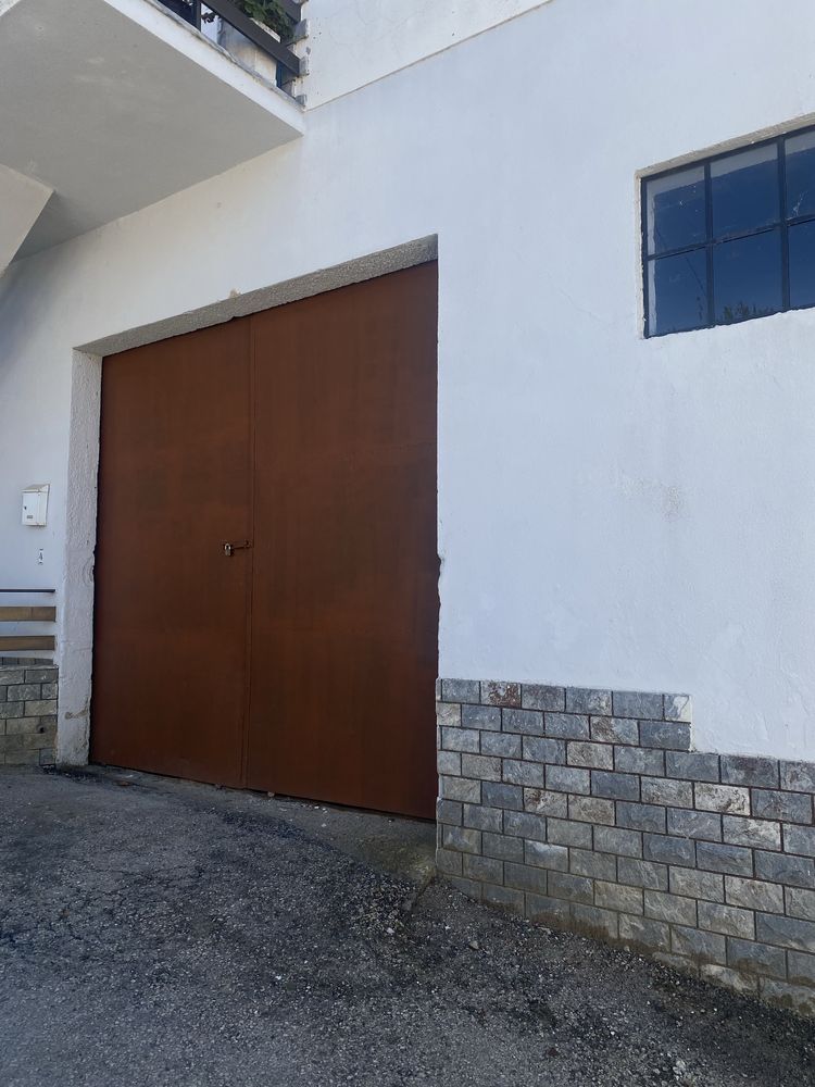 Garagem / Armazém