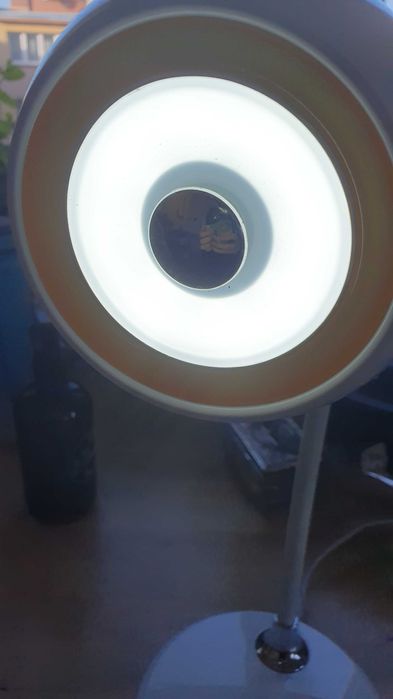 Lampa na biurko LED z regulacją światła