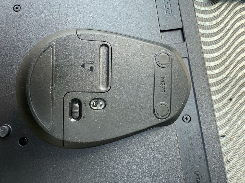 Klawiatura logitech z myszka