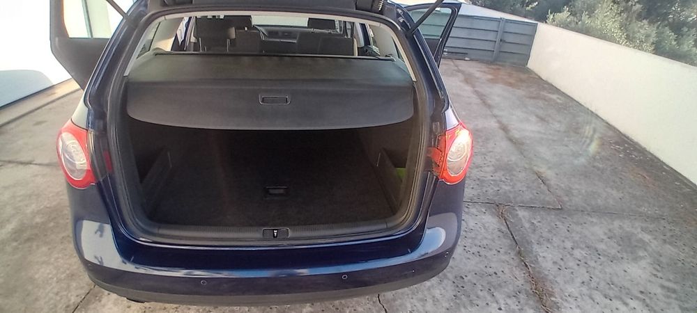 Carrinha Volkswagem  Passat 1.6 Tdi Confortline TOP