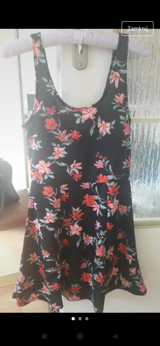 Sukienka w kwiaty h&m 36 s czarna róż lato