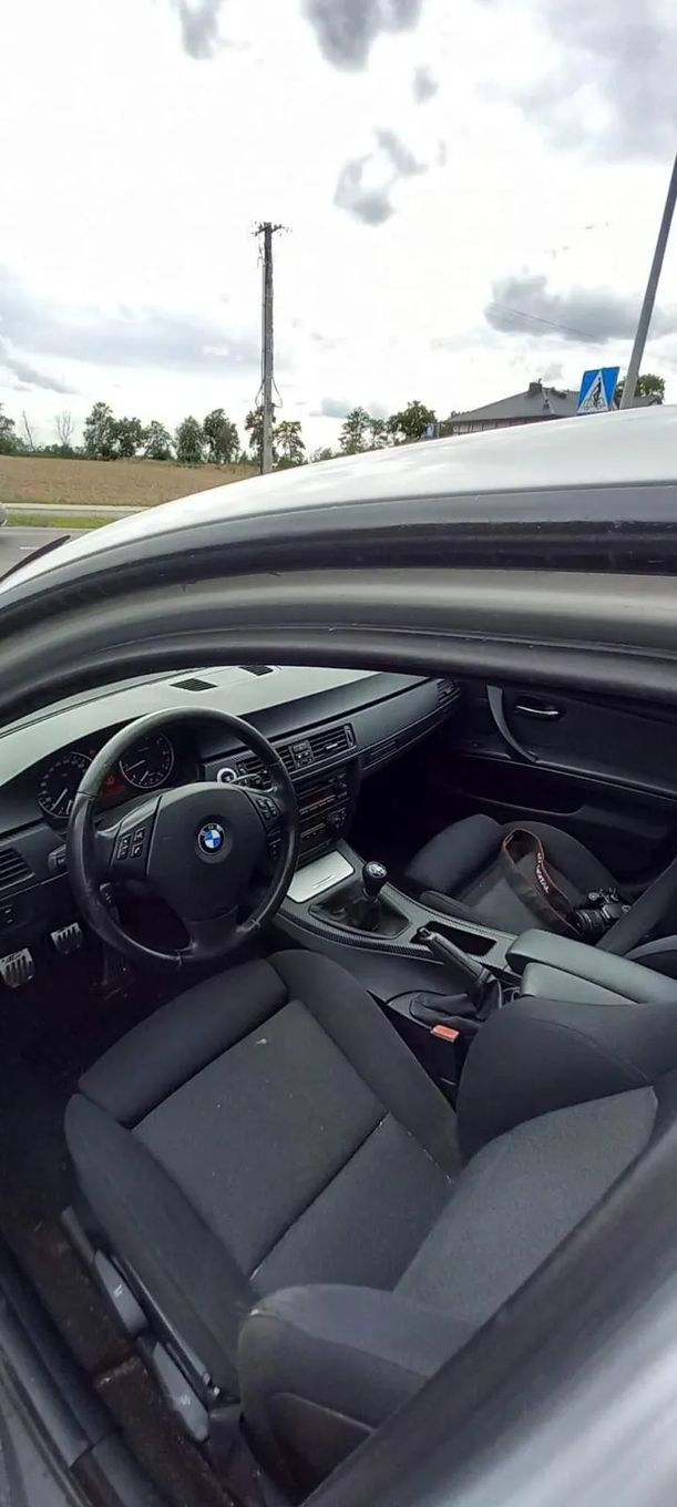BMW Seria 3 E90 320i NOWY ROZRZĄD książka serwisowa