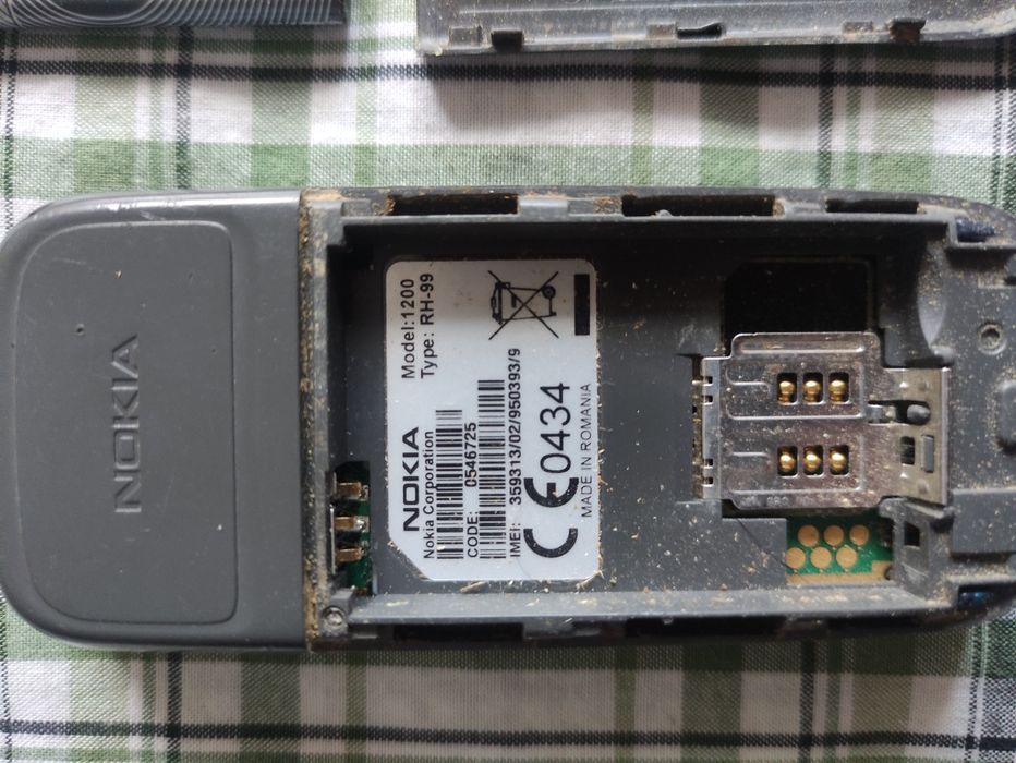 Nokia 1200 - usado