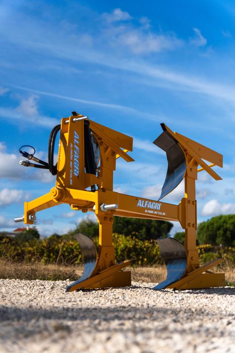 Charruas Automáticas/Hidráulicas 8"a 12" / 1 e 2 Ferros ALFAGRI