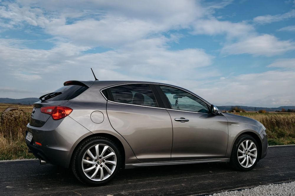 Alfa Romeo Giulietta Alfa Romeo Giulietta 2.0 JTDM Distintive