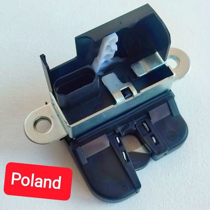 Замок кришки багажника Golf 5,6 Passat B6 B7 Tiguan Touran Polo