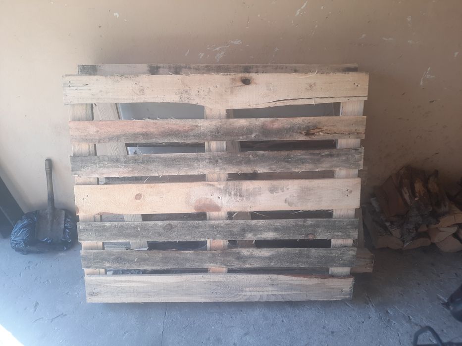 Palety zapraszam 2 sztuki za 20