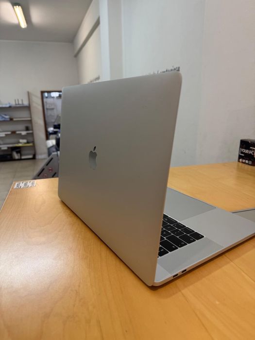 Portatil macbook pro 2018