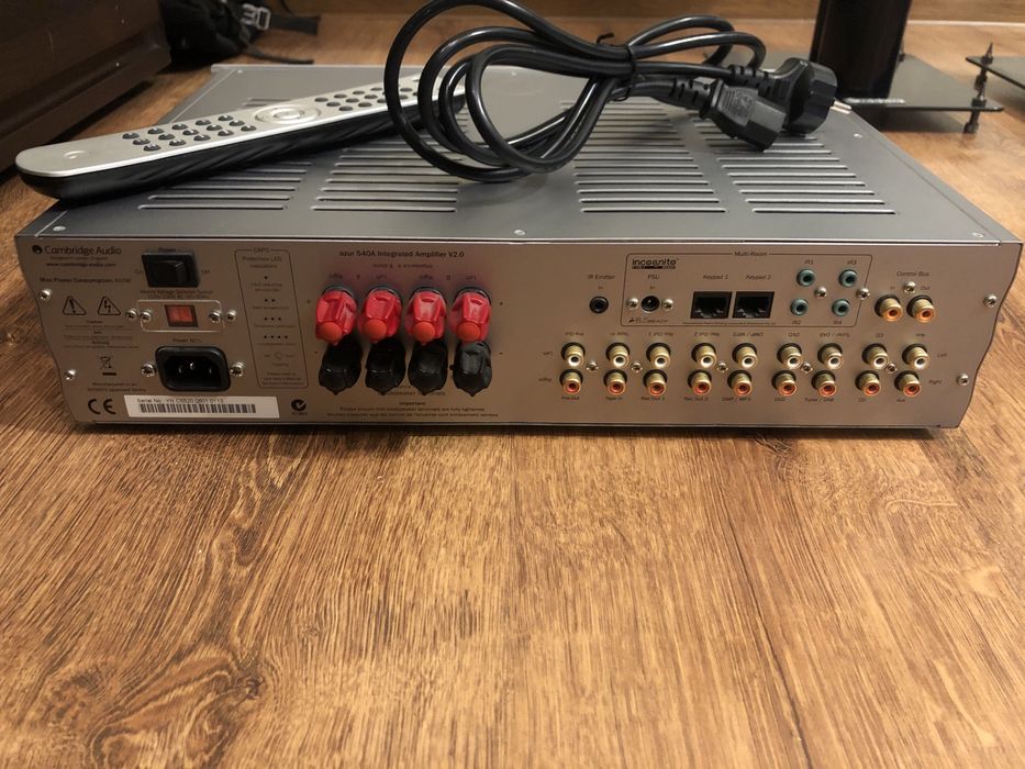 Wzmacniacz Stereo Cambridge Audio  540A V2 Azur