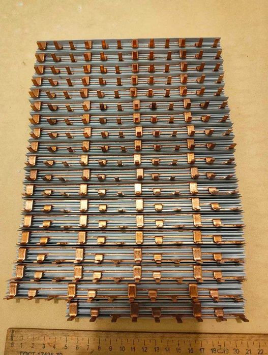 Гребенка для автоматов трехфазная, 12 модулей 10391 Schneider Electric