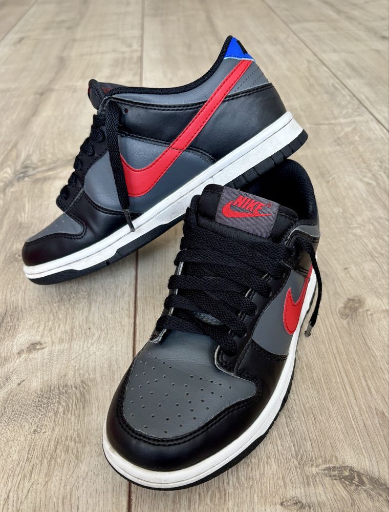 Buty Nike Dunki Low r. 36,5