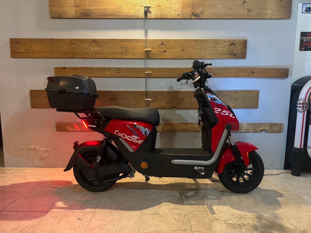 Scooters sem carta Vortex Mig 72v financiamento