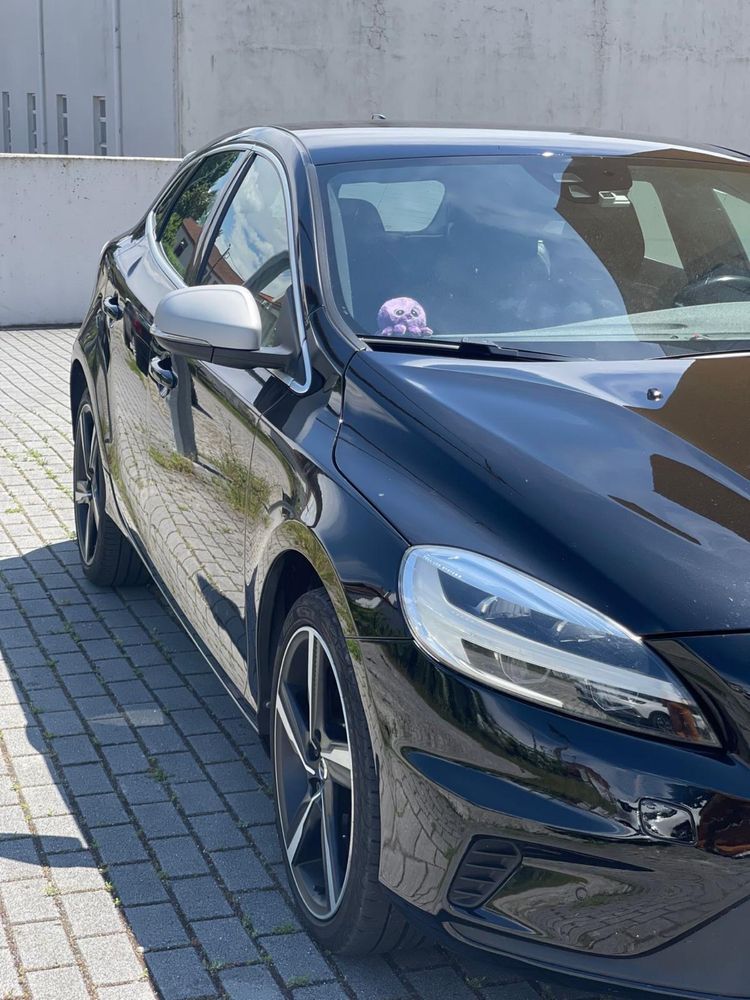 Volvo v40 R-DESIGN D3 cx automática
