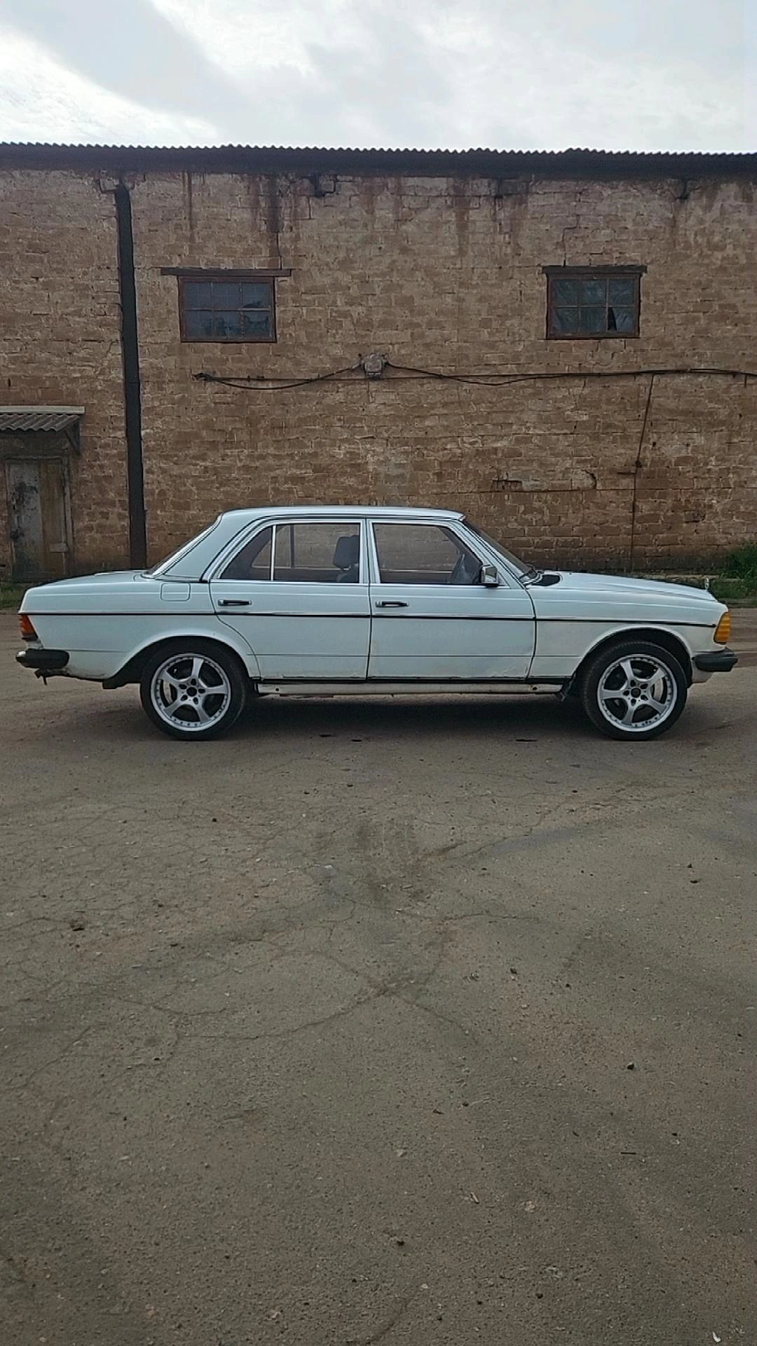 Mercedes w123 2.0 дизель