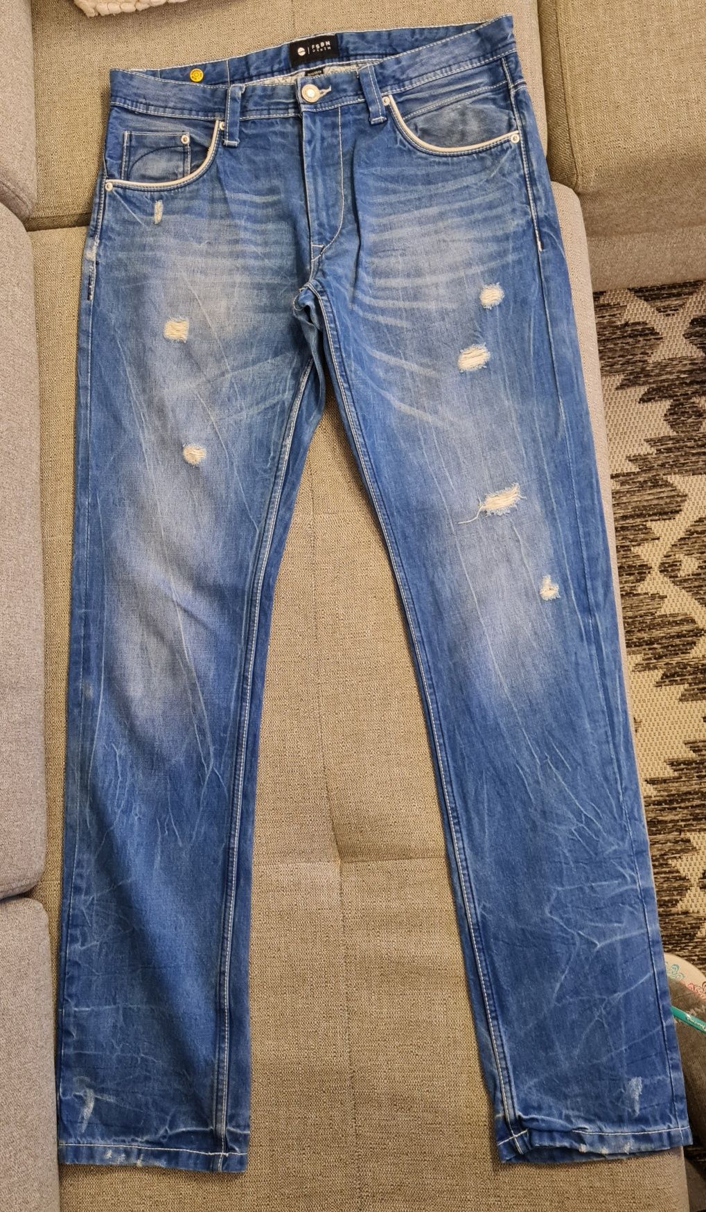 New Yorker jeansy spodnie męskie Fishbone jak nowe 33/34