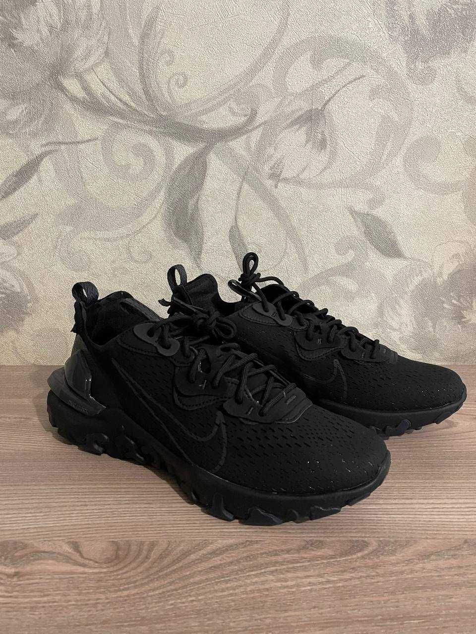 Nike React Vision Black 42 (26.5 cm)