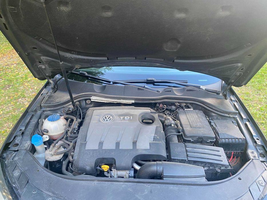 Продам Volkswagen Passat 2014 рік