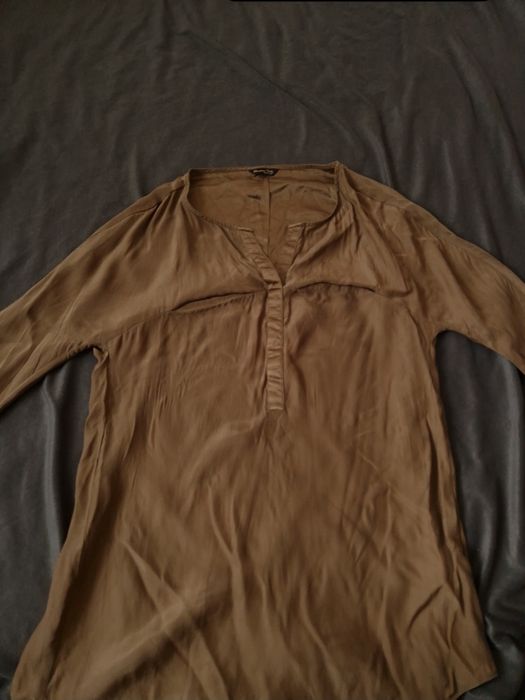 елегантна шовкова блуза Massimo Dutti