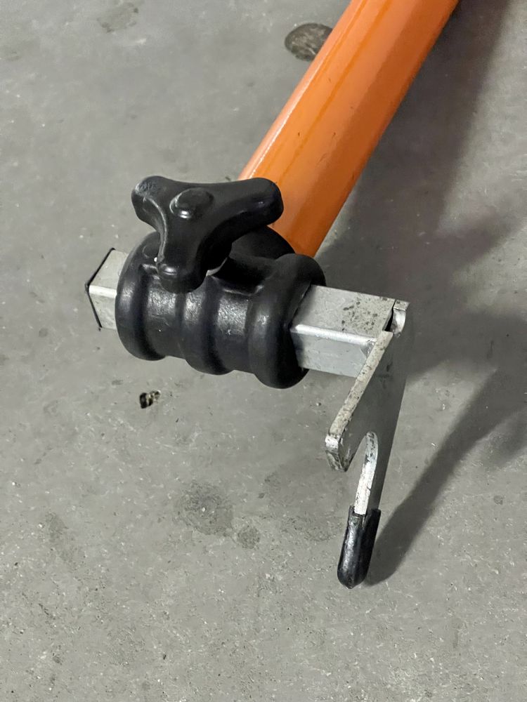 KTM 1290 podnośnik motocyklowy tyl adapter V do rolek  Husqvarna Duke