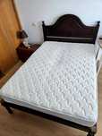 Cama casal com colchâo