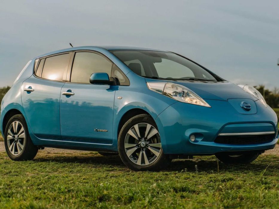 Nissan Leaf      2013